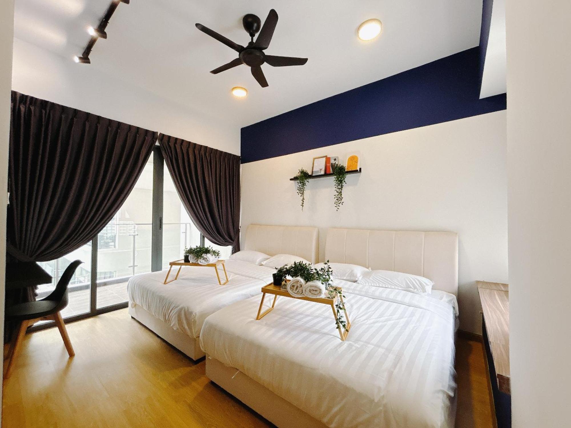 Seafront Country Garden Danga Bay By Lions Bay Apartment Johor Bahru Room photo