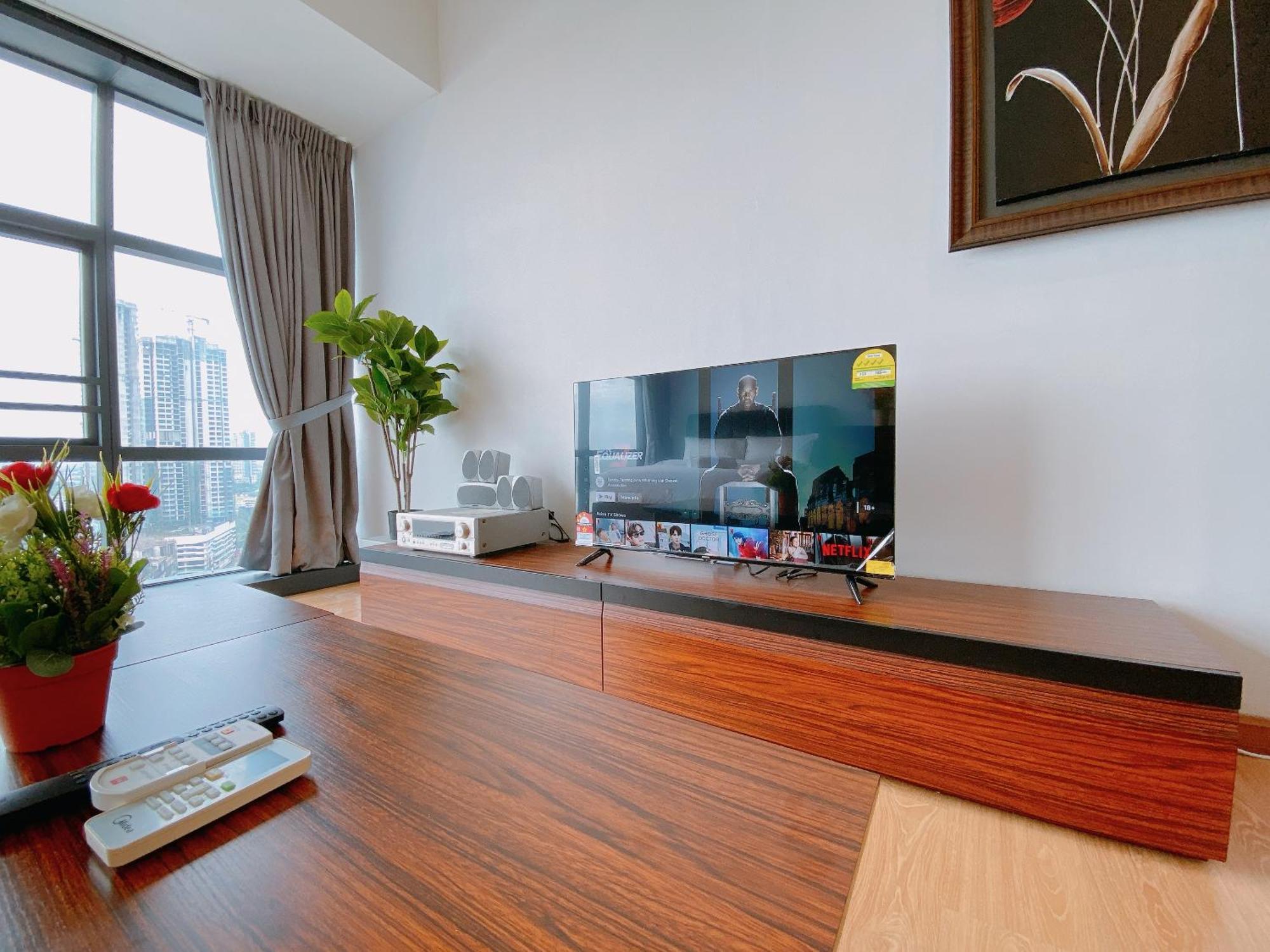 Seafront Country Garden Danga Bay By Lions Bay Apartment Johor Bahru Room photo