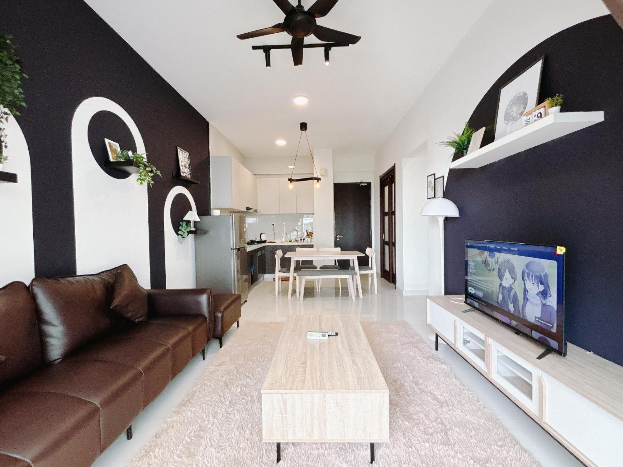 Seafront Country Garden Danga Bay By Lions Bay Apartment Johor Bahru Room photo